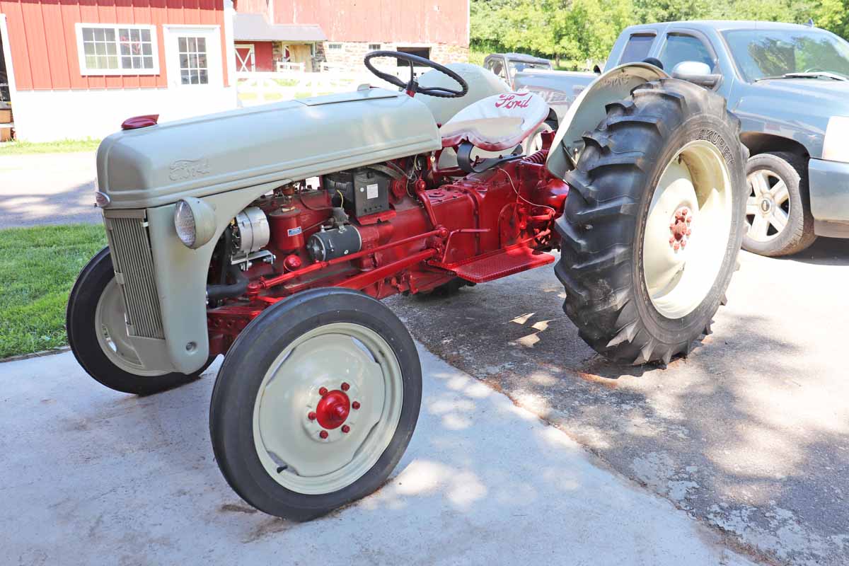 Manferd & Mary Peterson-Tractors,Machinery,Antiques,HH- Black River Falls, WI